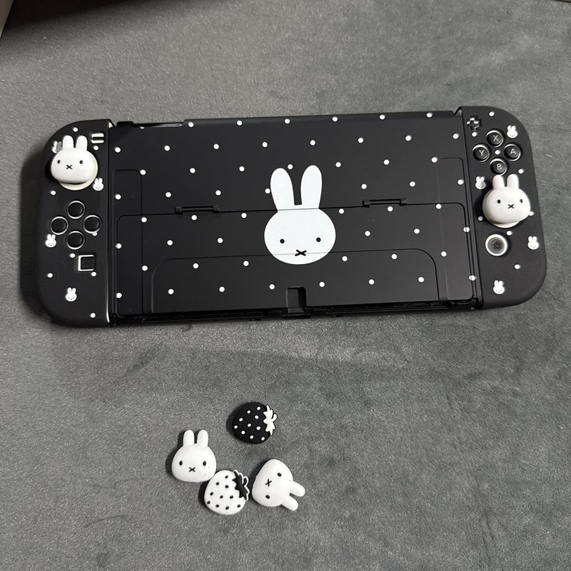 Auf Lager: Miffy Polka Dot Sch – Thumb Grip Joystick Bewertung und Preis